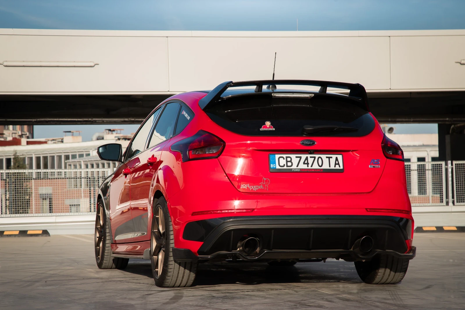Ford Focus RS Red Edition (1 of 500) - изображение 6