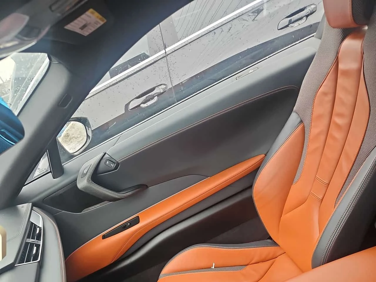 BMW i8 Coupe  CARFAX - изображение 10