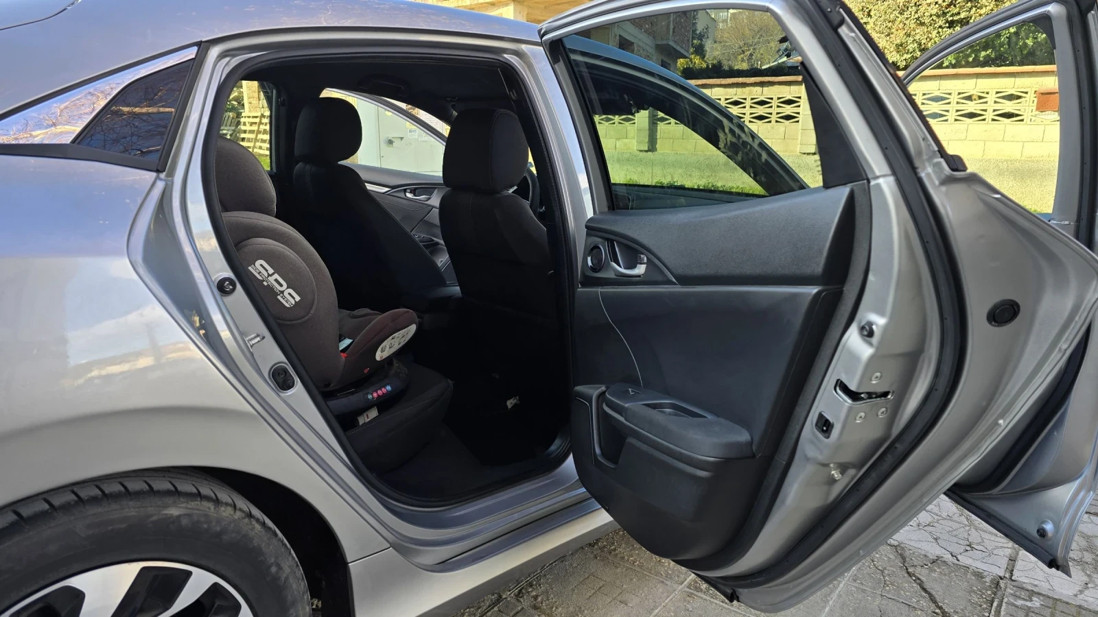 Honda Civic X, снимка 11 - Автомобили и джипове - 53845098