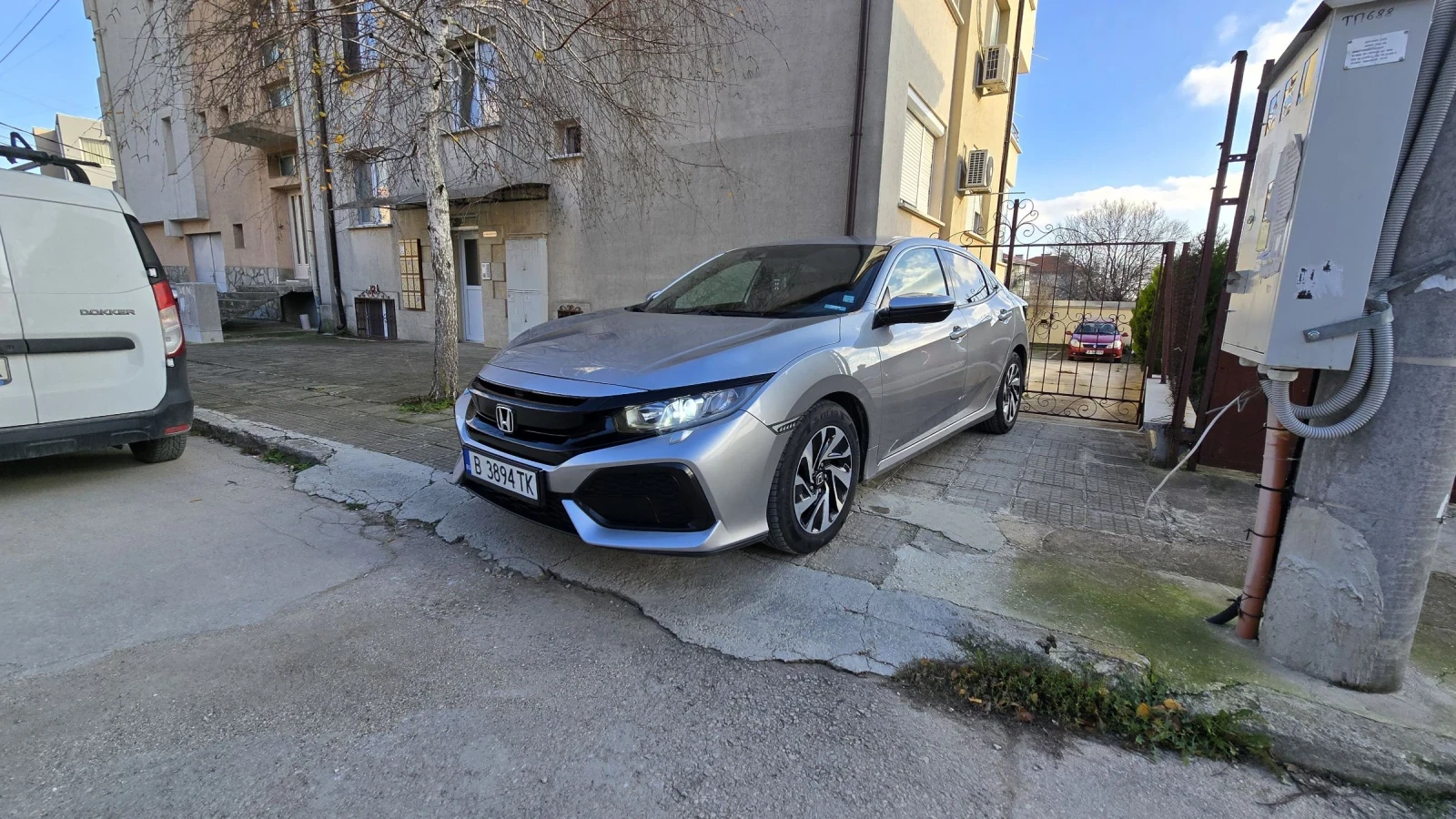 Honda Civic X, снимка 2 - Автомобили и джипове - 53845098