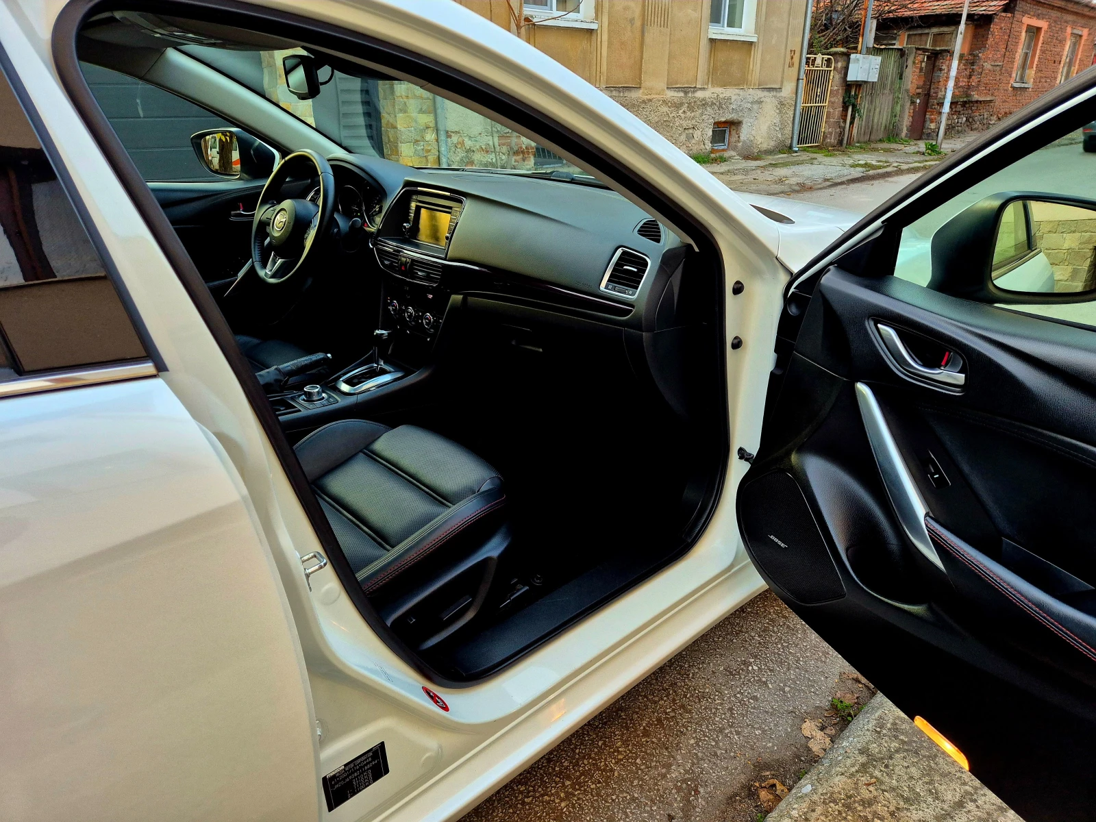 Mazda 6 2.2d-EXECUTIVE- navi-veriga-avtomat-japan , снимка 13 - Автомобили и джипове - 53872690