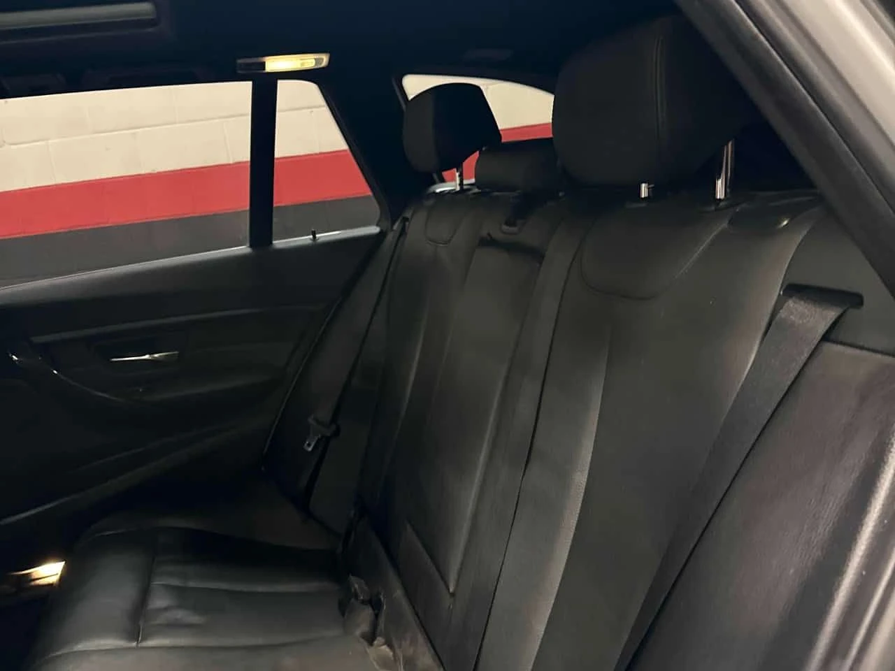 BMW 328 * xDrive * CARFAX * ПАНОРАМА * KEYLESS * ПОДГРЕВИ, снимка 10 - Автомобили и джипове - 53940113