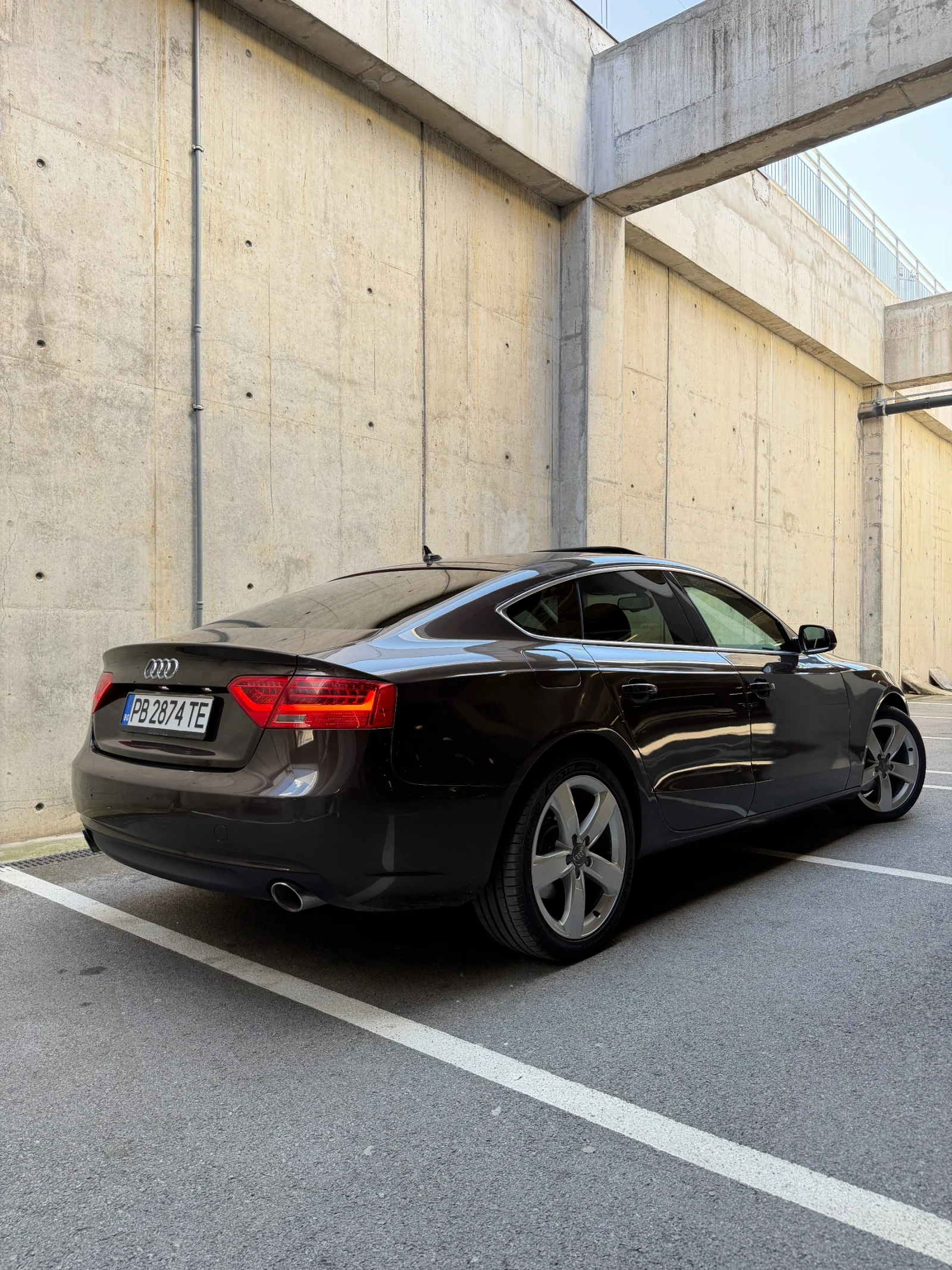 Audi A5 Sportback, снимка 4 - Автомобили и джипове - 54115305