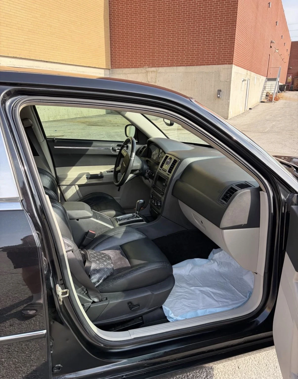 Chrysler 300c SRT8 * ПОДГРЕВ * ШИБИДАХ * CARFAX * , снимка 8 - Автомобили и джипове - 54320054