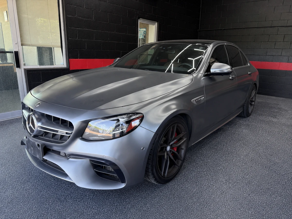 Mercedes-Benz E 63 AMG AMG E 63 S / ПАНО / КАРБОН / ЦЕНА ДО БГ