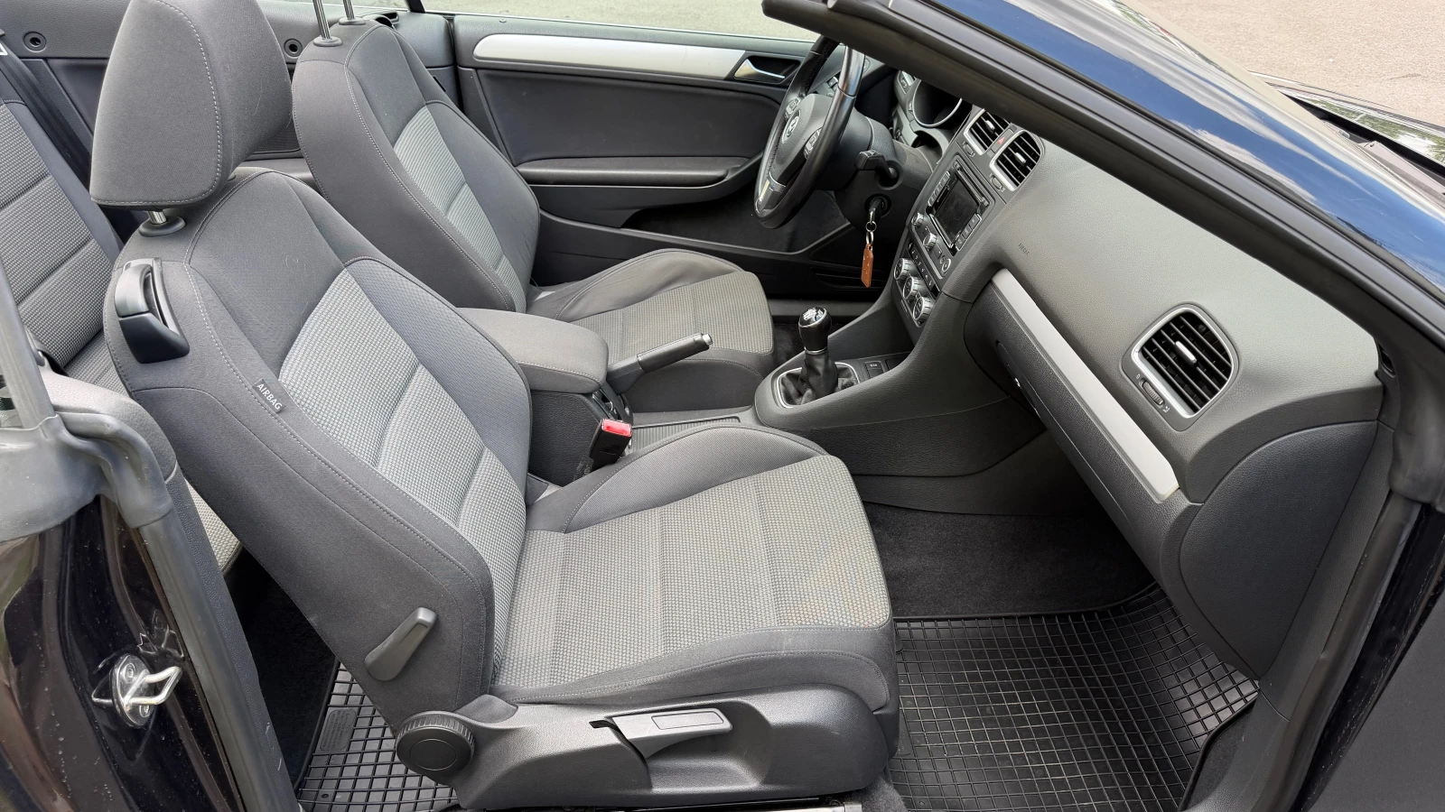 VW Golf Cabrio, снимка 12 - Автомобили и джипове - 54893268