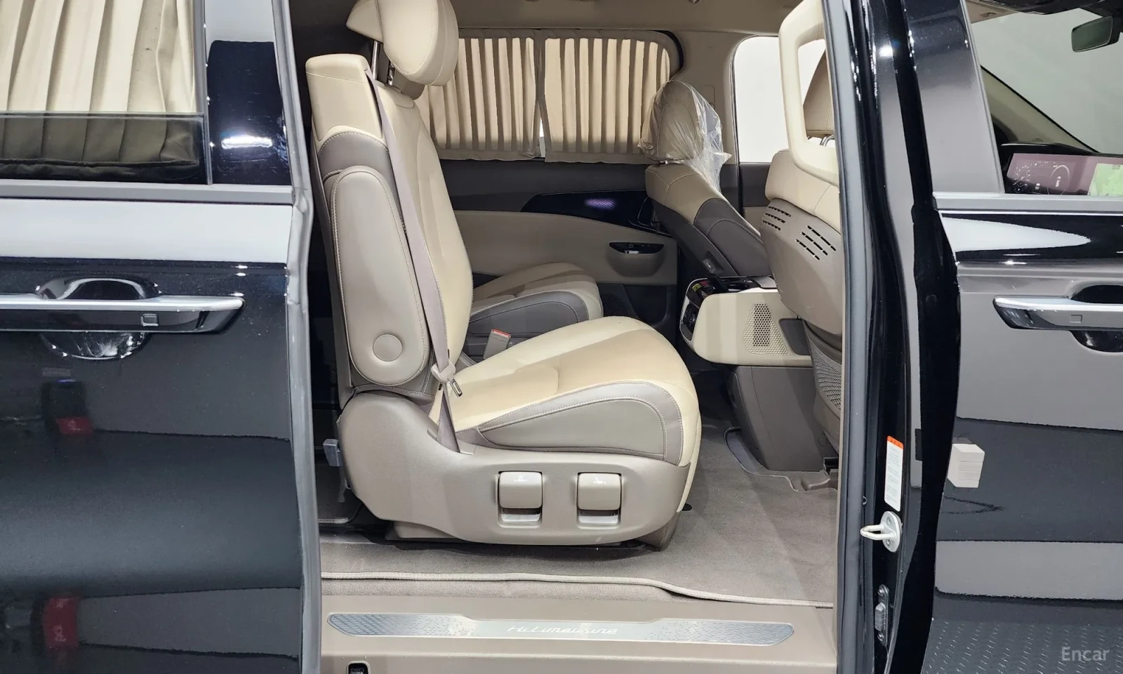 Kia Carnival * * 7-Seater High Limousine* * FULL | Mobile.bg � ����������� 12