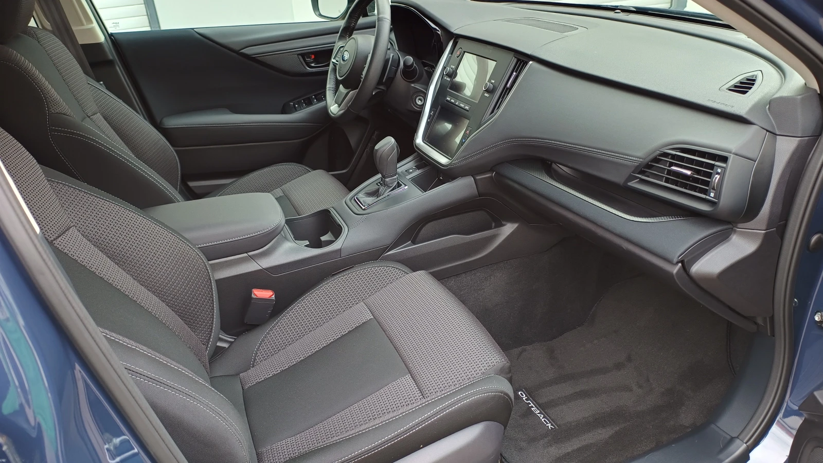 Subaru Outback 2.5 - FACE, снимка 12 - Автомобили и джипове - 55224525