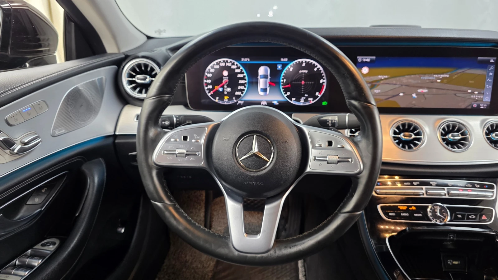 Mercedes-Benz CLS 400 d 4MATIC, снимка 8 - Автомобили и джипове - 55429796