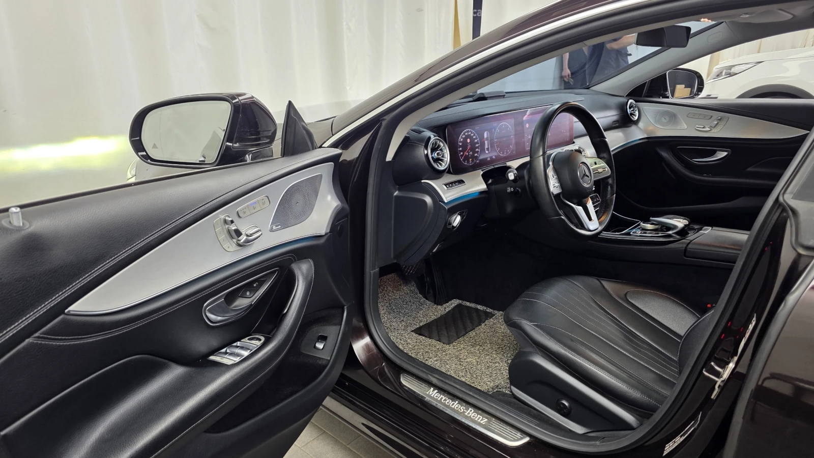 Mercedes-Benz CLS 400 d 4MATIC, снимка 10 - Автомобили и джипове - 55429796