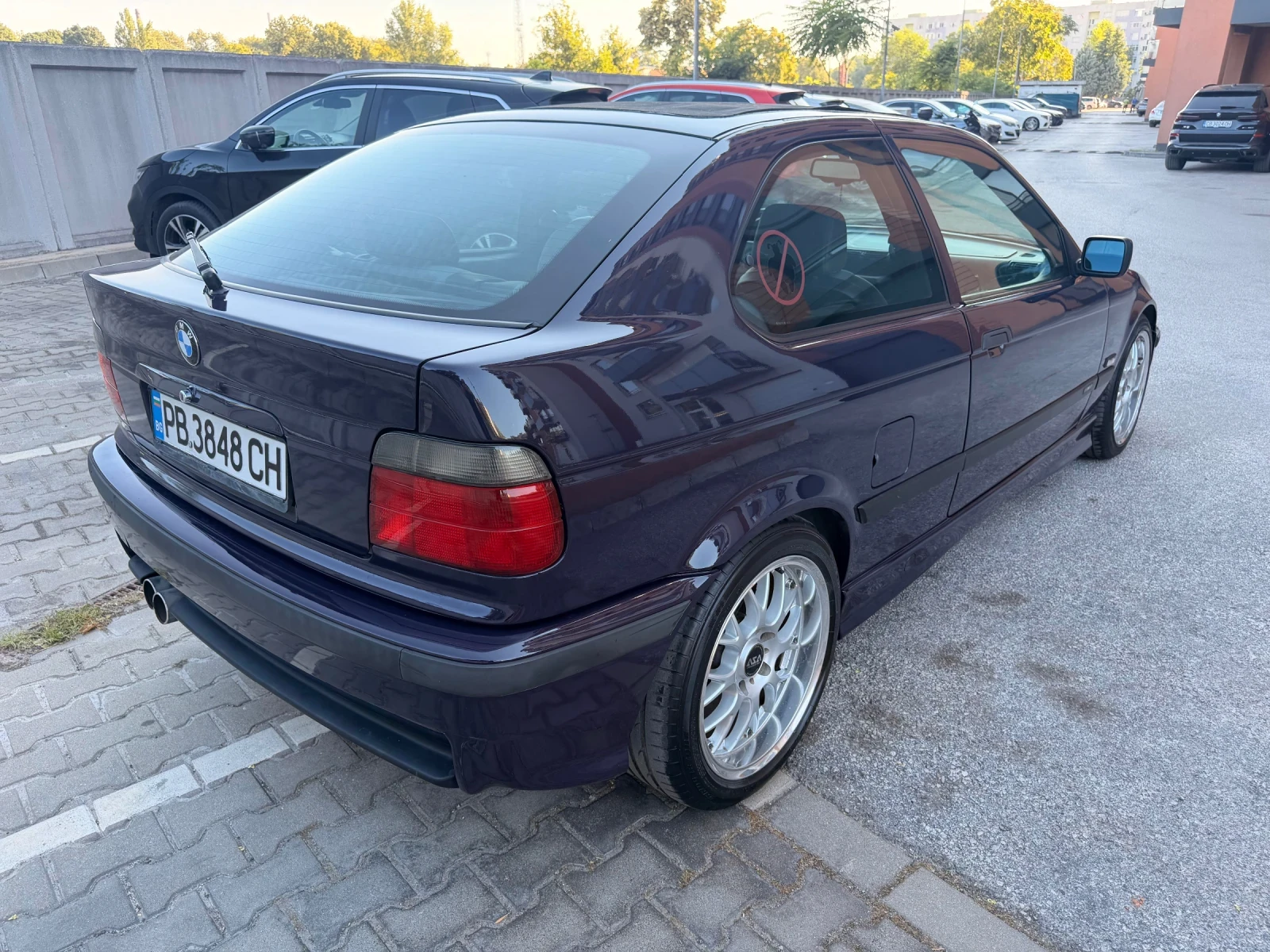 BMW 318 is CALIFORNIA, снимка 4 - Автомобили и джипове - 55561631