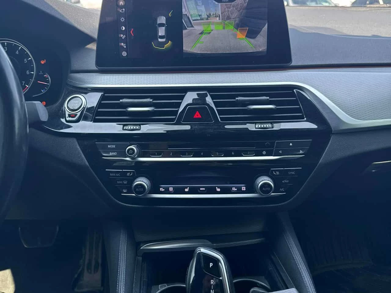 BMW 530 * 530i xDrive * АВТОКРЕДИТ БЕЗ ПЪРВОНАЧАЛНА ВНОСКА, снимка 9 - Автомобили и джипове - 55569054