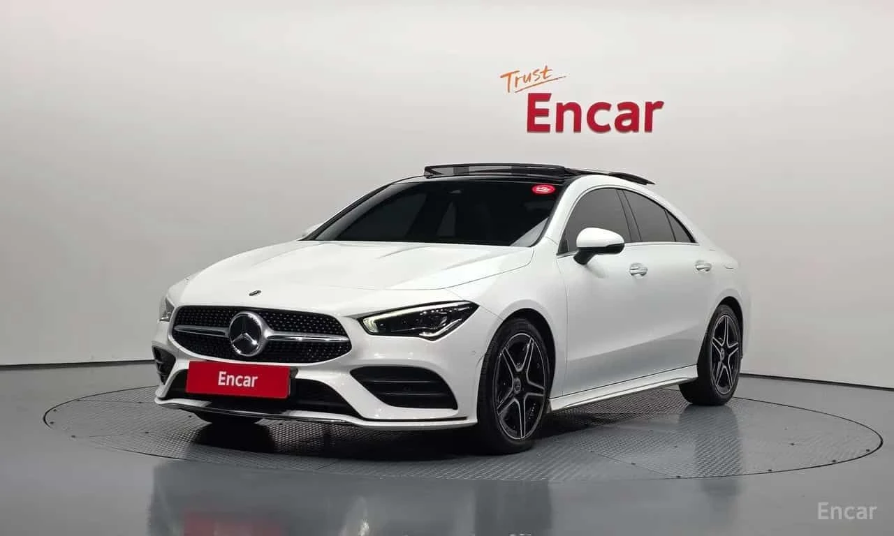 Mercedes-Benz CLA 250 AMG Pack 4MATIC