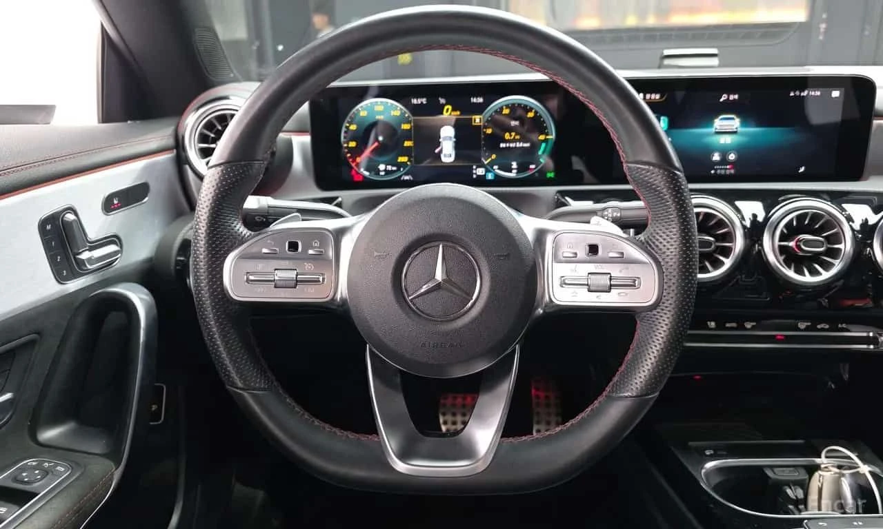 Mercedes-Benz CLA 250 AMG Pack 4MATIC, снимка 13 - Автомобили и джипове - 55572036