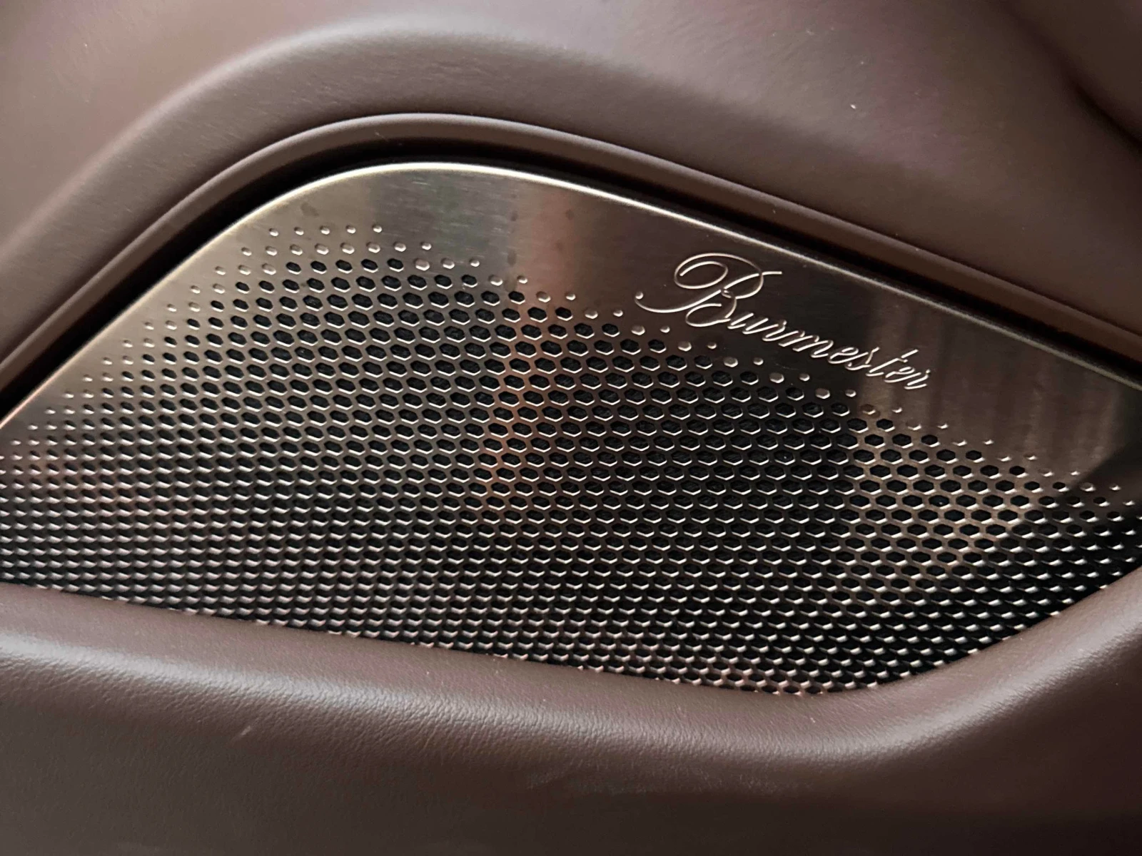 Porsche Taycan * 4S * CARFAX * ОПЦИЯ ЗА ФИНАНСИРАНЕ, снимка 13 - Автомобили и джипове - 55875638