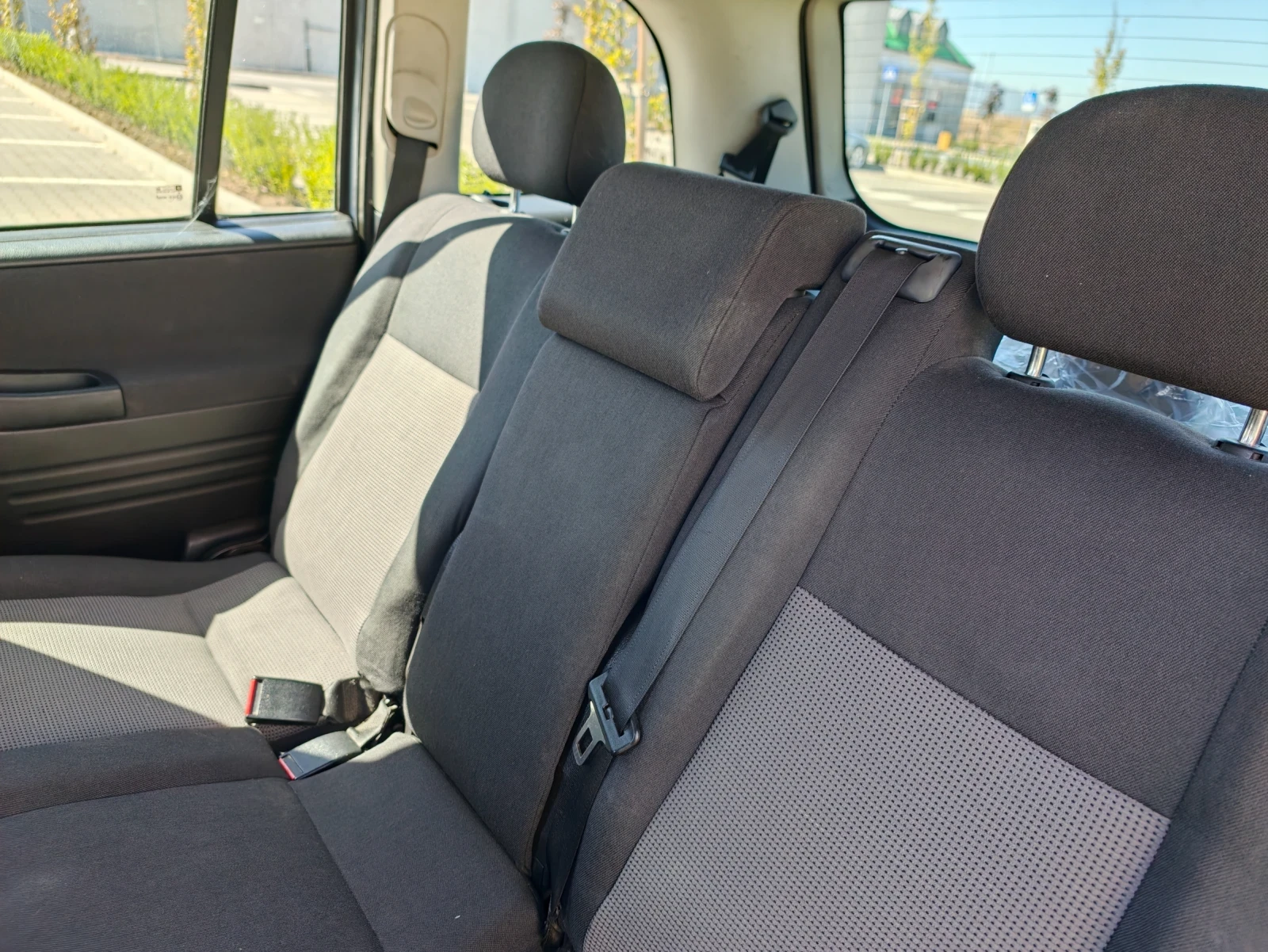 Opel Zafira 2.2  Дизел, снимка 8 - Автомобили и джипове - 56056393