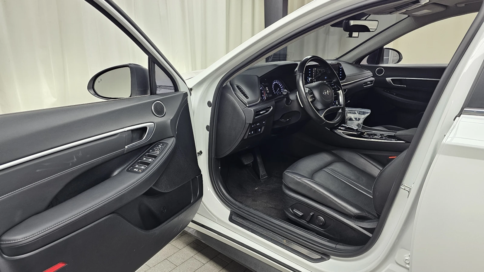Hyundai Sonata 2.0 LPG Premium Plus autogeorge.com, снимка 14 - Автомобили и джипове - 56078901
