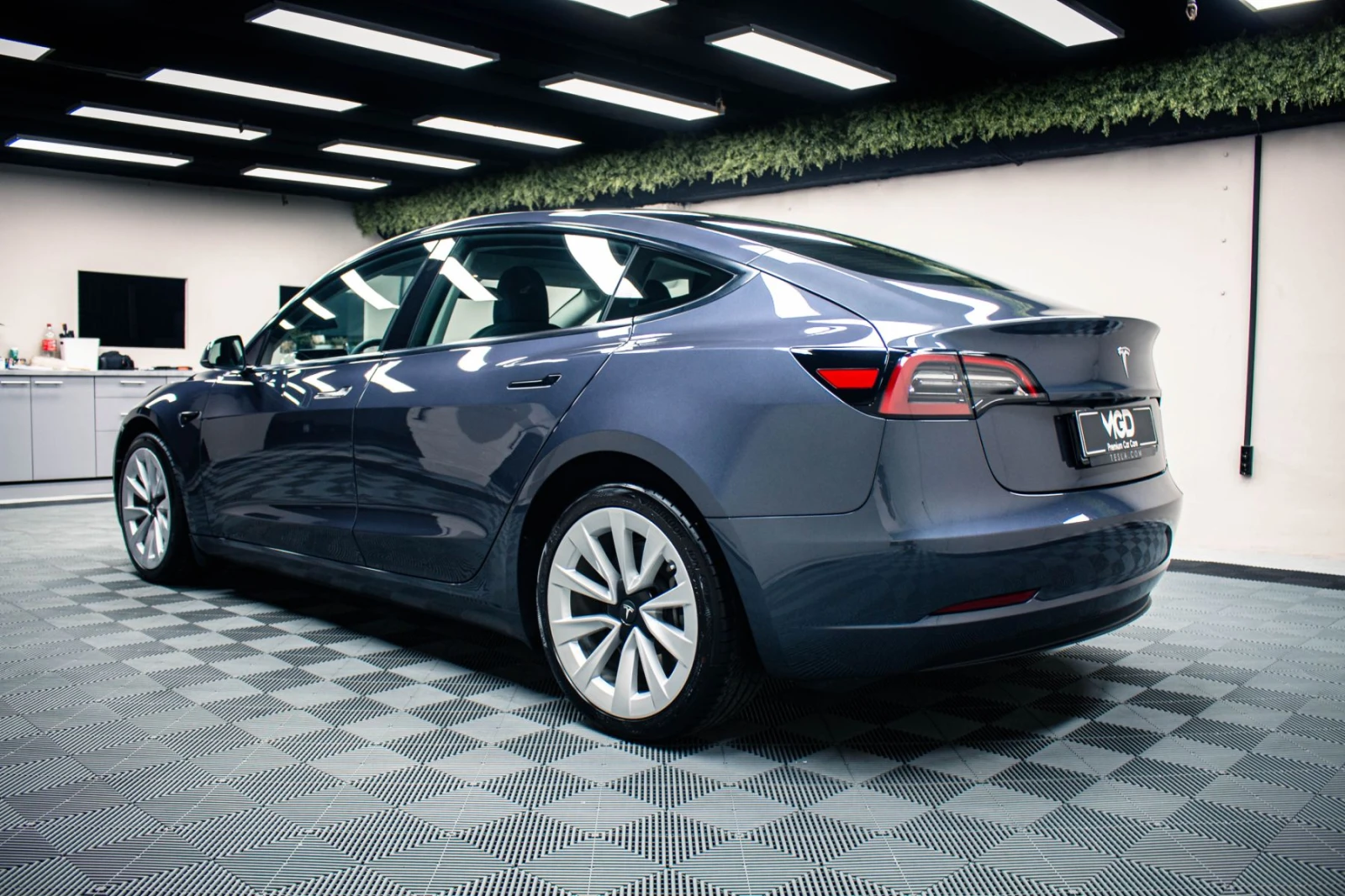 Tesla Model 3 Standard Range, снимка 15 - Автомобили и джипове - 56198576