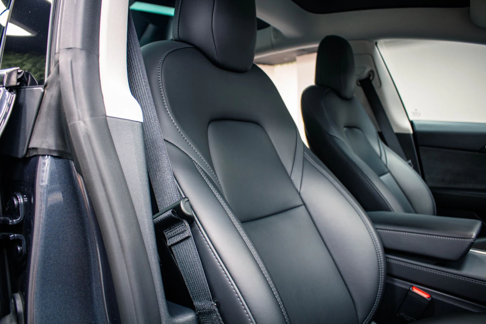 Tesla Model 3 Standard Range, снимка 7 - Автомобили и джипове - 56198576