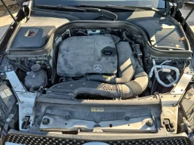 Mercedes-Benz GLC 300 2 КЛЮЧА * KEYLESS * PANO * ПОДГРЕВИ *  CARFAX * , снимка 17