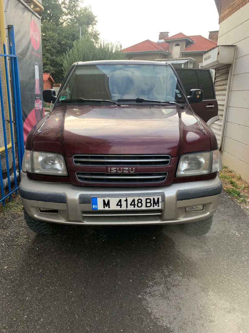 Isuzu Trooper, снимка 1 - Автомобили и джипове - 47158892