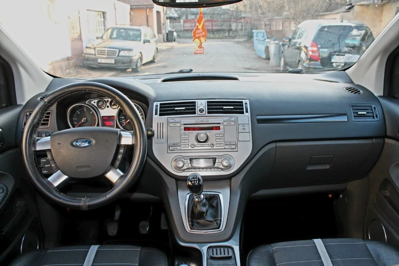 Ford Kuga 2.0TDCI, снимка 7 - Автомобили и джипове - 47295799