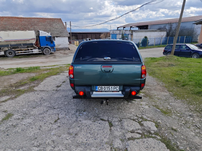 Mitsubishi L200, снимка 5 - Автомобили и джипове - 47312595