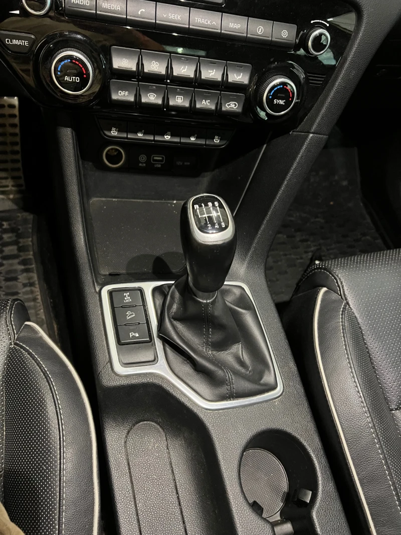 Kia Sportage 2.0CRDI D4HA GTLINE , снимка 13 - Автомобили и джипове - 51820870