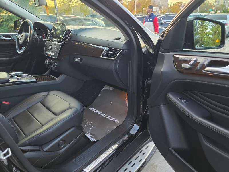Mercedes-Benz GLE 400 I 4 MATIC MEGA FULL AMG LINE ЛИЗИНГ 100%, снимка 13 - Автомобили и джипове - 52268635