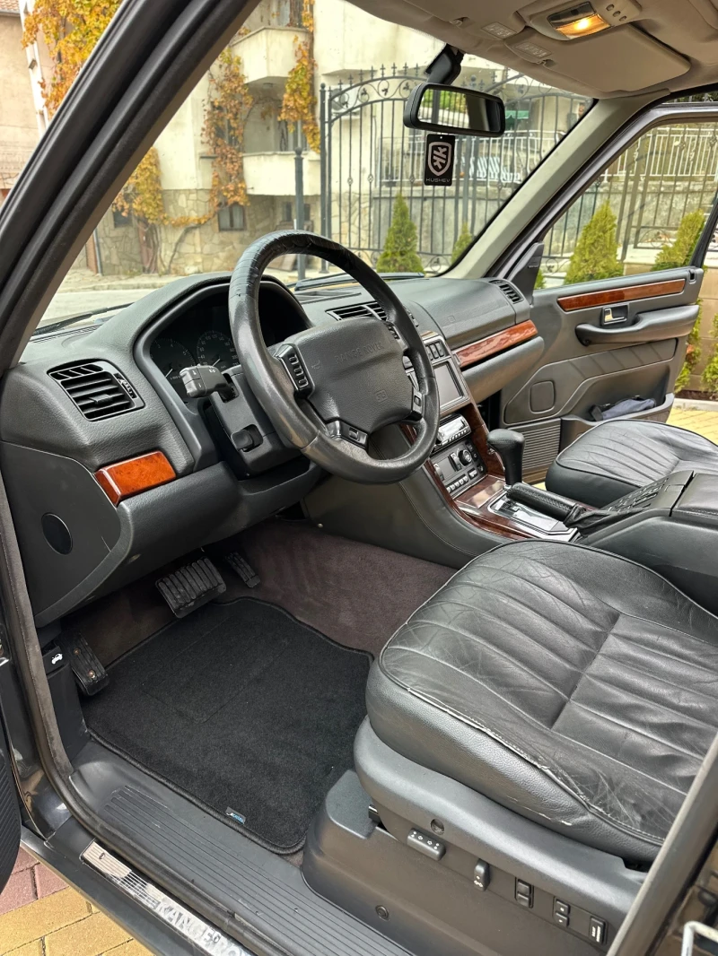 Land Rover Range rover 4.6 V8 HSE LPG , снимка 8 - Автомобили и джипове - 52351019