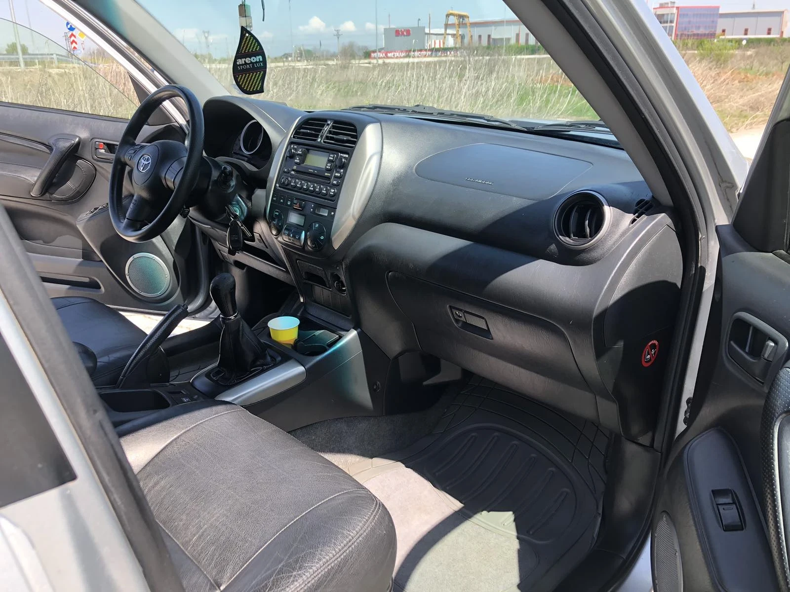 Toyota Rav4  - изображение 8