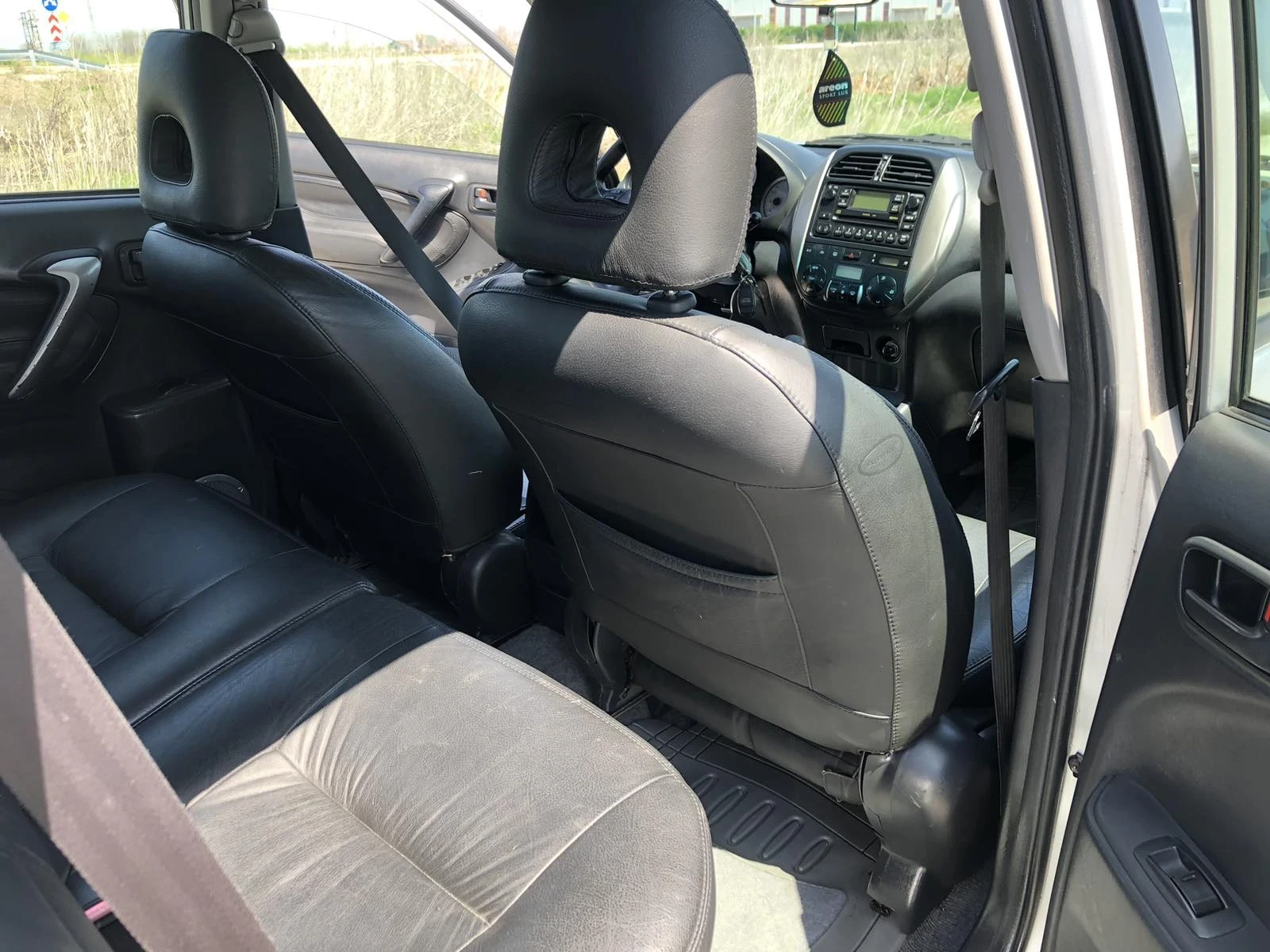 Toyota Rav4  - изображение 10