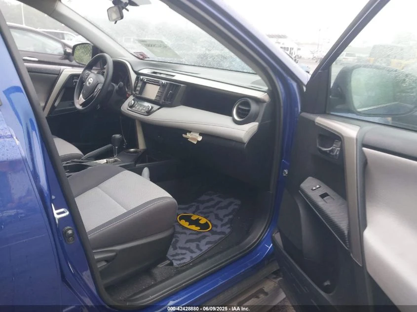 Toyota Rav4 2.5L I-4 DOHC, VVT, 176HP All Wheel Drive - изображение 10