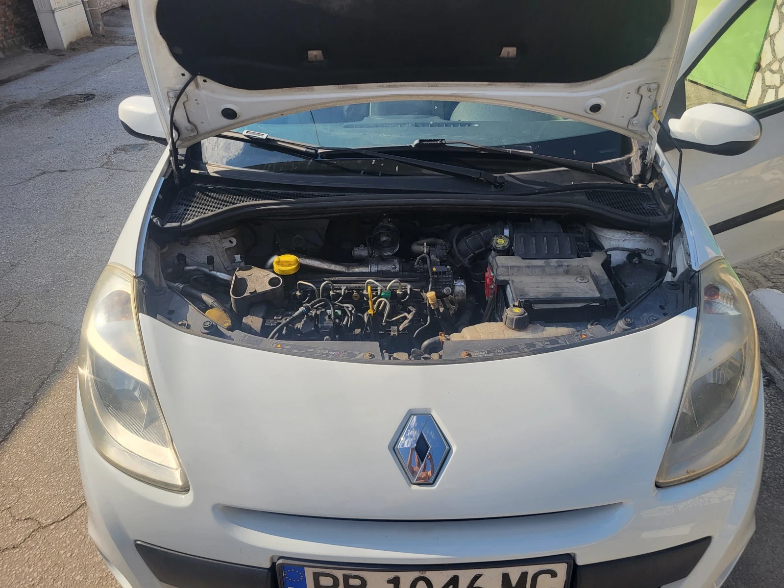 Renault Clio 1.5dci klima  | Mobile.bg — изображение 12