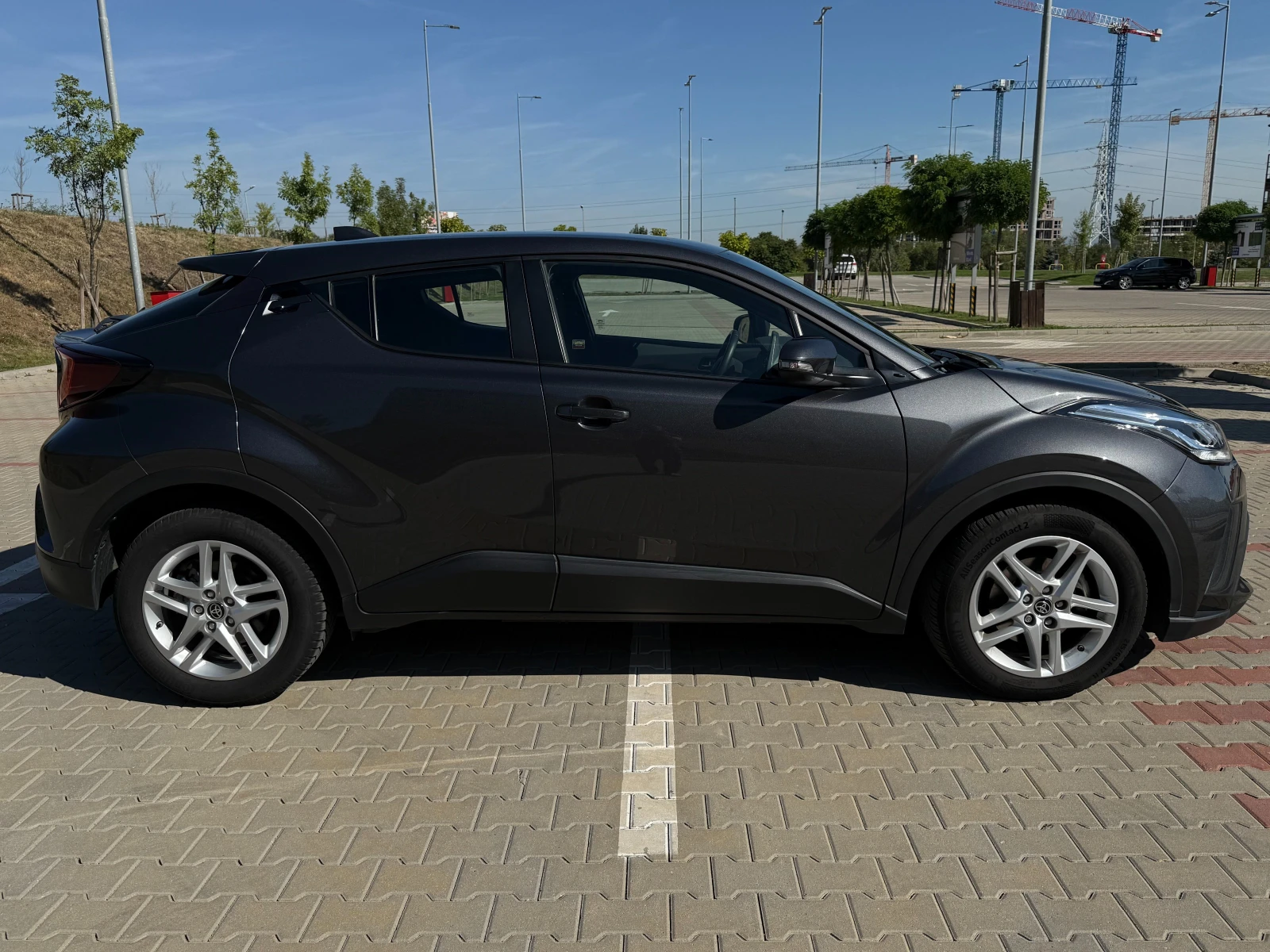 Toyota C-HR 1.8 Hybrid, Гаранционен - изображение 6