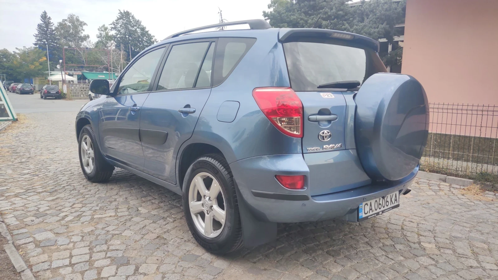 Toyota Rav4 2.0 16V 150hp AUTOMAT GAZ - изображение 6