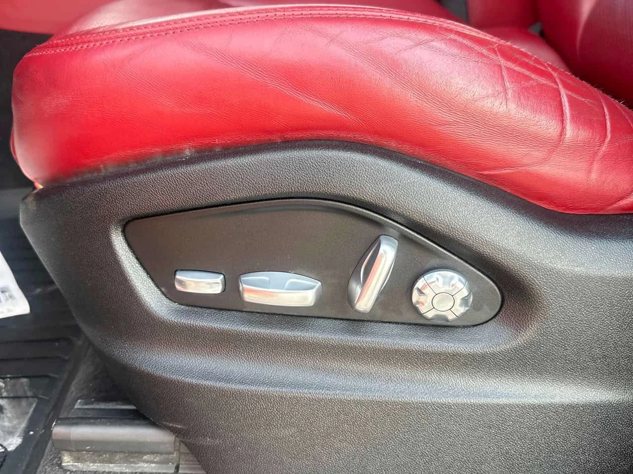 Porsche Cayenne * AWD * CARFAX * BOSE * 2 КЛЮЧА * ПАНОРАМА, снимка 11 - Автомобили и джипове - 54152982