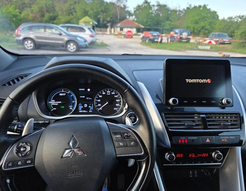 Mitsubishi Eclipse Cross PHEV Full Extras, снимка 17 - Автомобили и джипове - 54936734