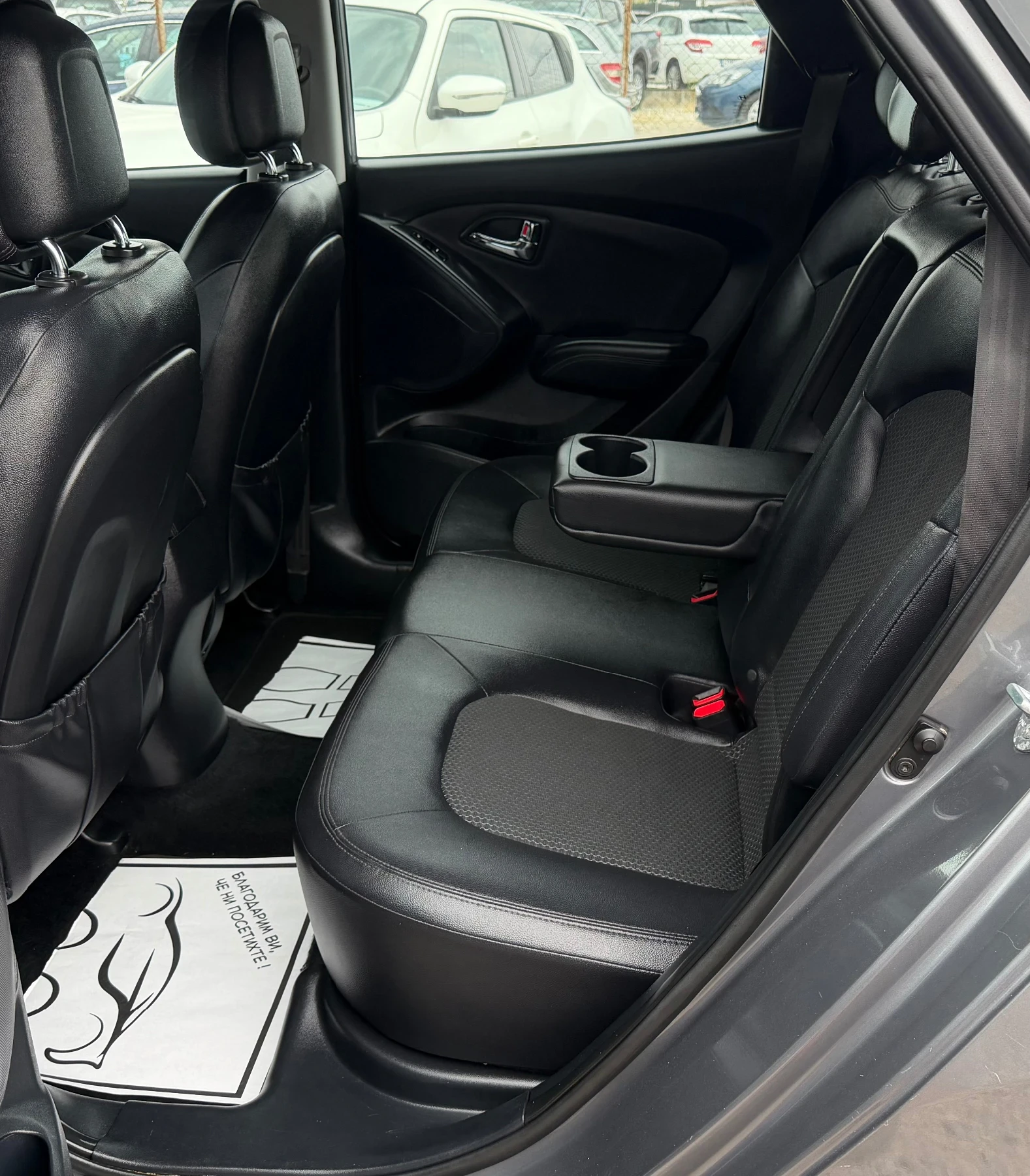 Hyundai IX35 1.7CRDI * КОЖА* НАВИГАЦИЯ* ПОДГРЕВ* , снимка 8 - Автомобили и джипове - 55216931