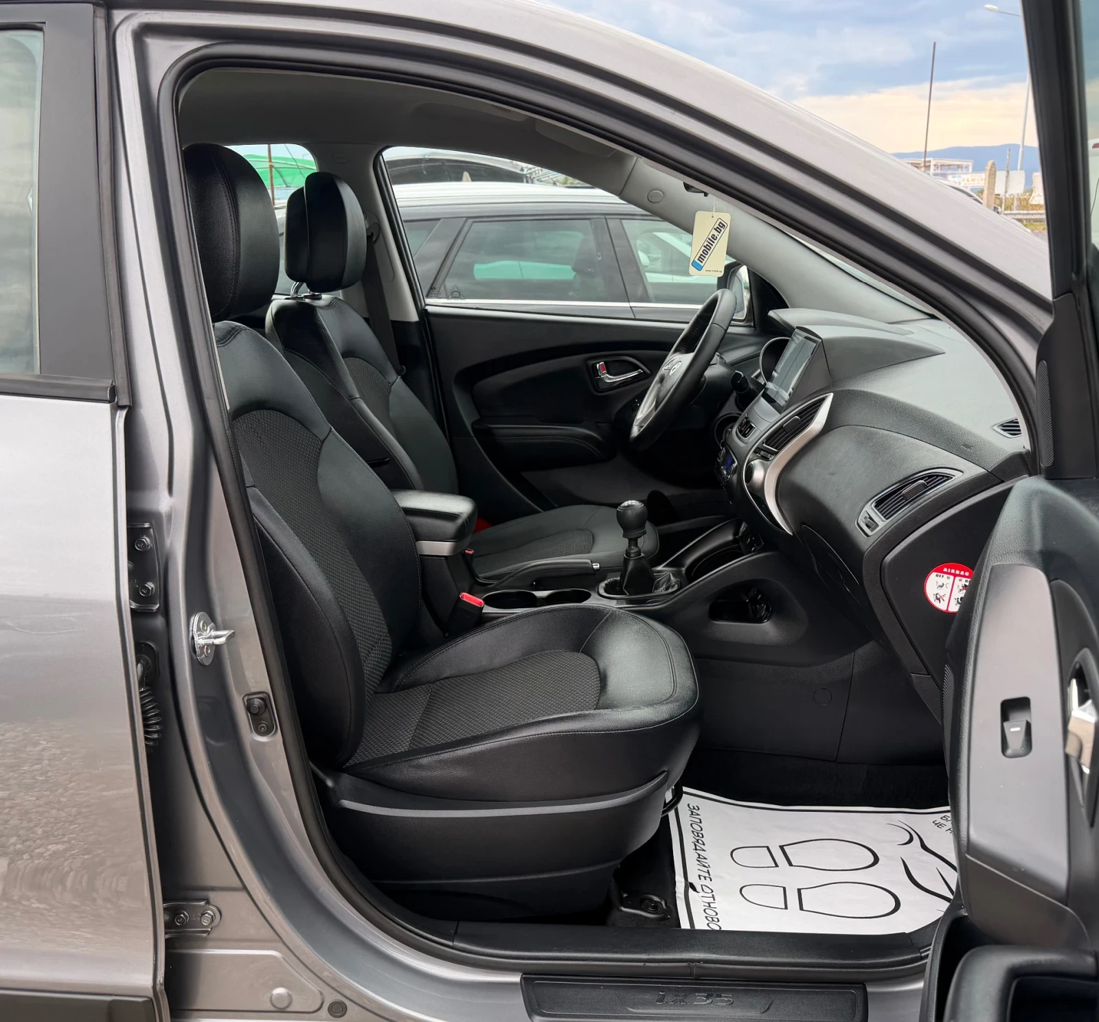 Hyundai IX35 1.7CRDI * КОЖА* НАВИГАЦИЯ* ПОДГРЕВ* , снимка 17 - Автомобили и джипове - 55216931