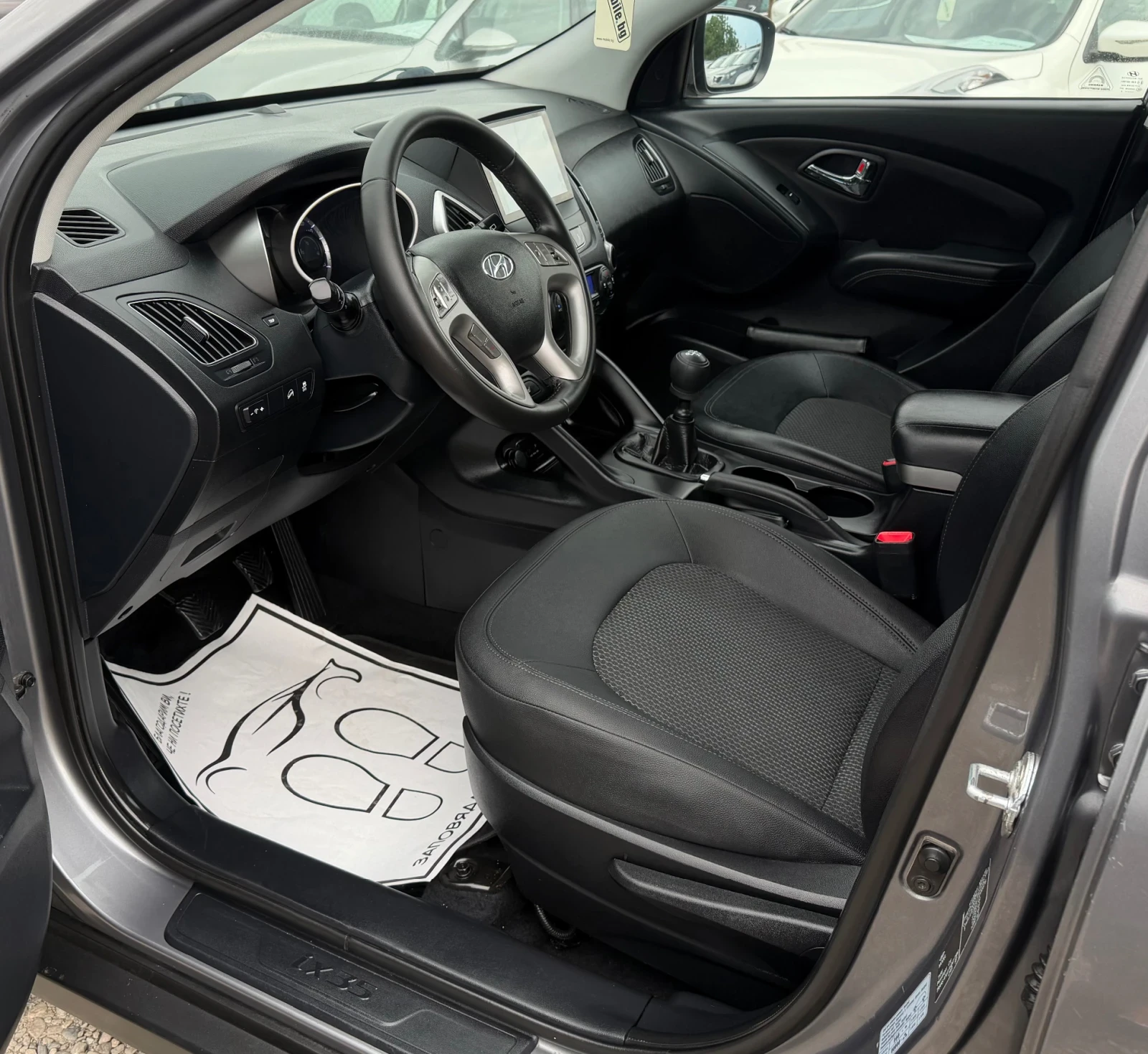 Hyundai IX35 1.7CRDI * КОЖА* НАВИГАЦИЯ* ПОДГРЕВ* , снимка 10 - Автомобили и джипове - 55216931