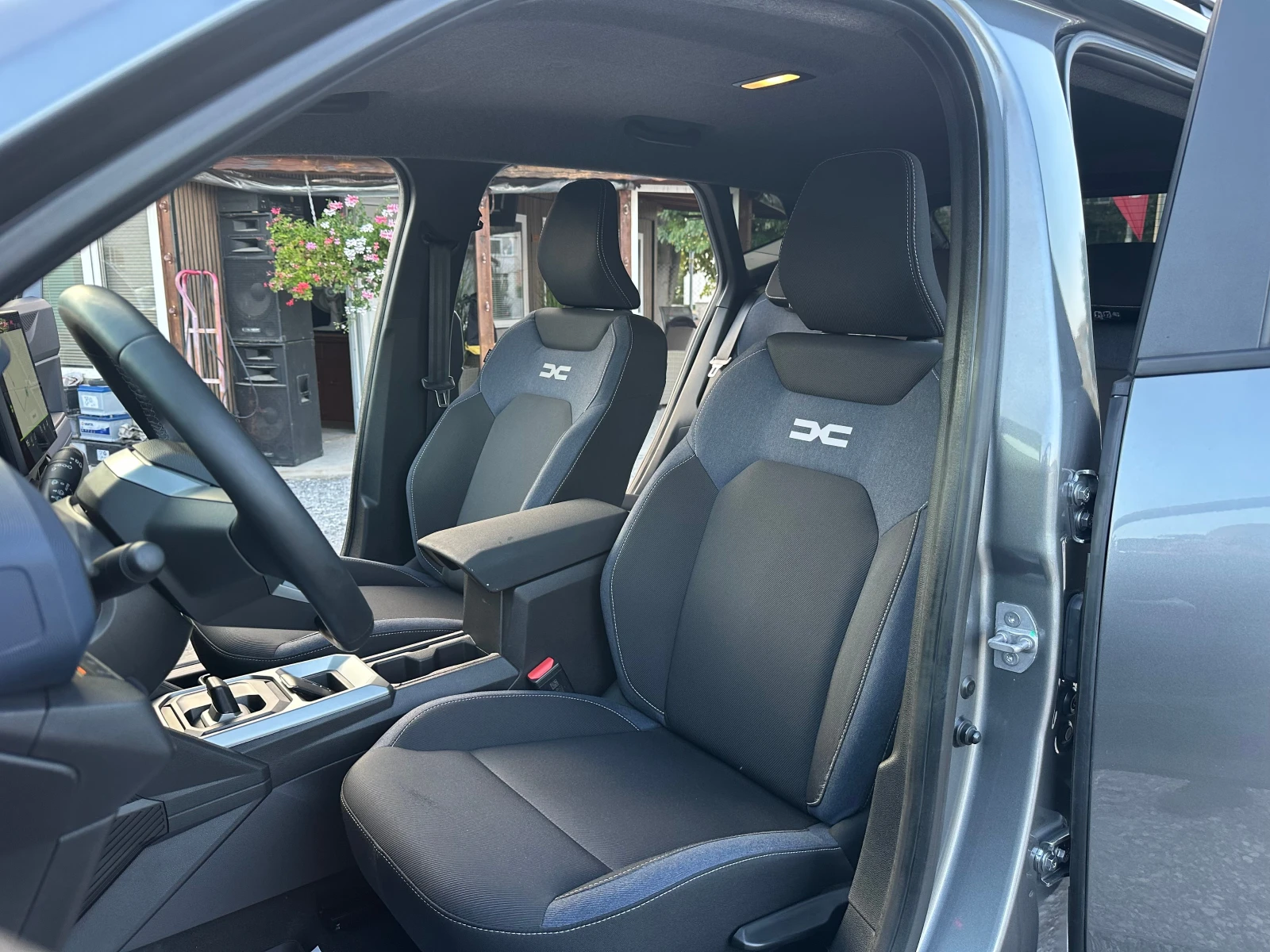 Dacia Duster 1.6HIBRID TOPPPP 24 000X, KM, снимка 9 - Автомобили и джипове - 55655995