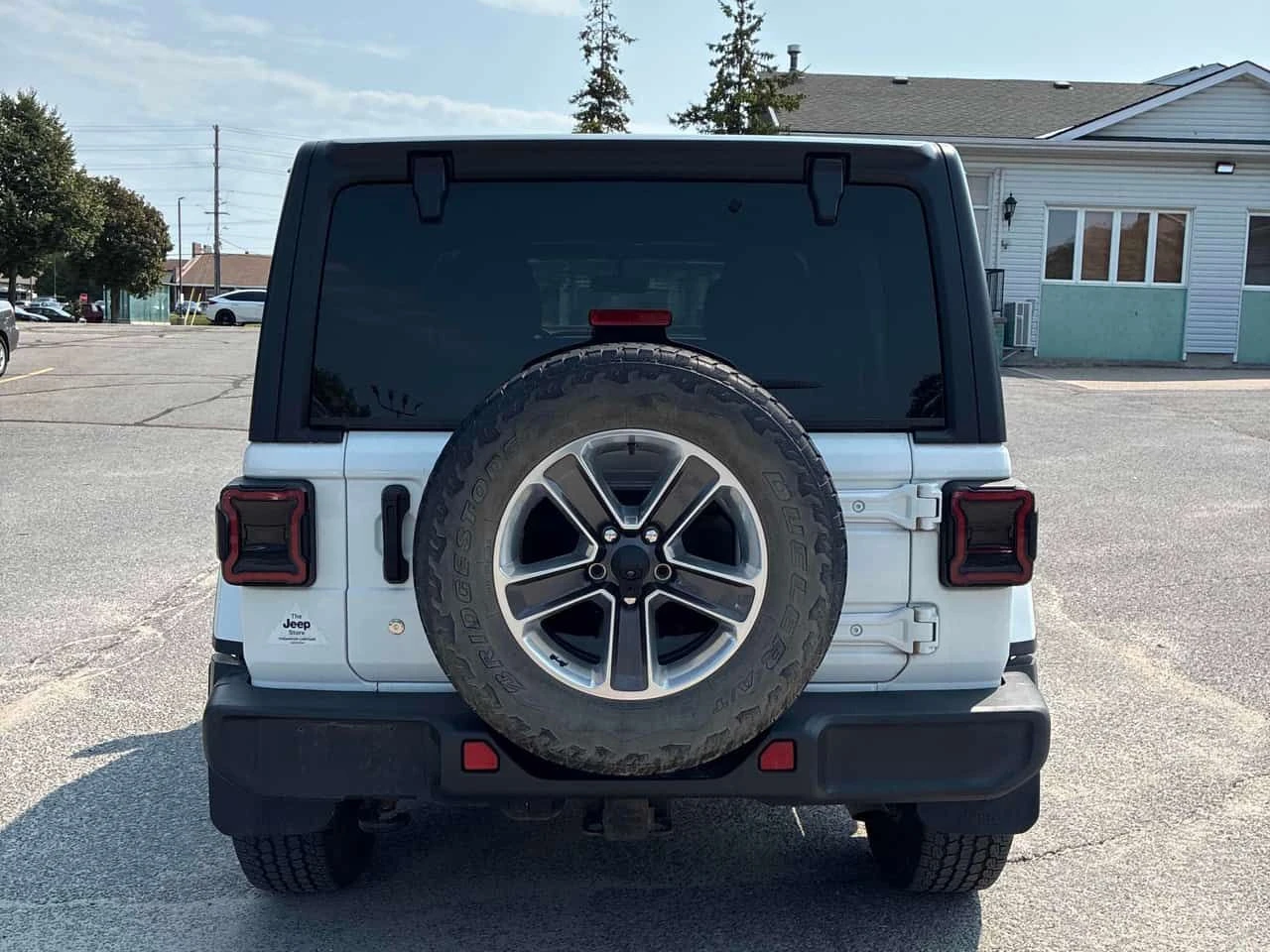 Jeep Wrangler * Sahara * АВТОКРЕДИТ БЕЗ ПЪРВОНАЧАЛНА ВНОСКА* , снимка 4 - Автомобили и джипове - 55666776