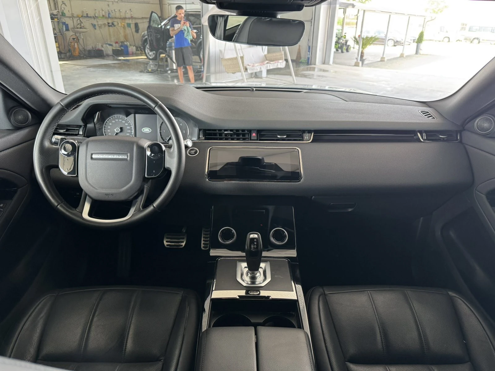Land Rover Range Rover Evoque 2.0* S* 180ps* R-Dinamic* КОЖА* НАВИ* КАМЕРА, снимка 11 - Автомобили и джипове - 55883738