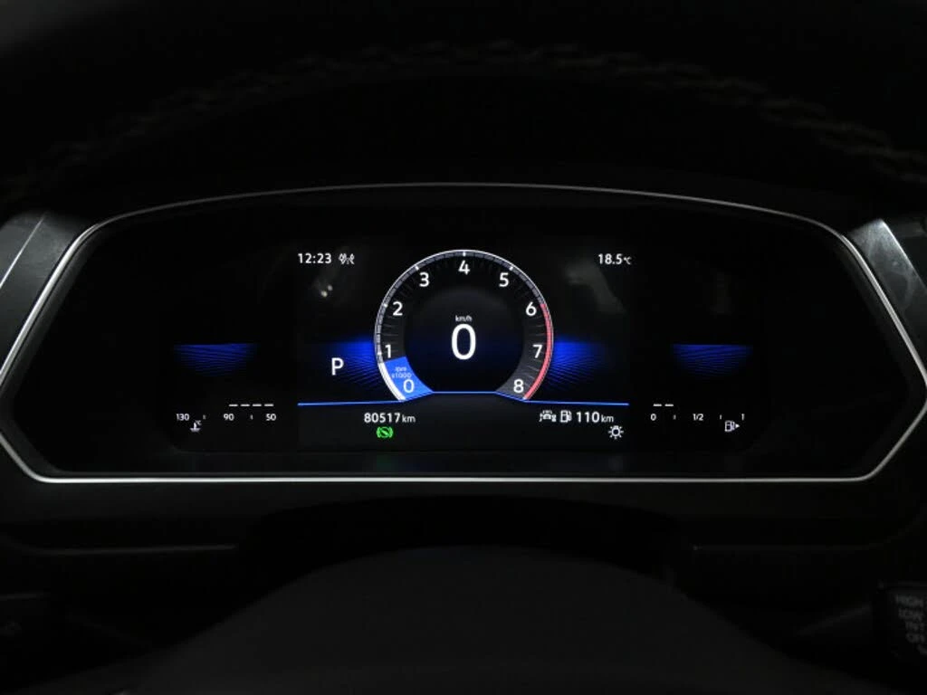 VW Tiguan 2.0 TSI Turbo 4Motion, снимка 12 - Автомобили и джипове - 56072597