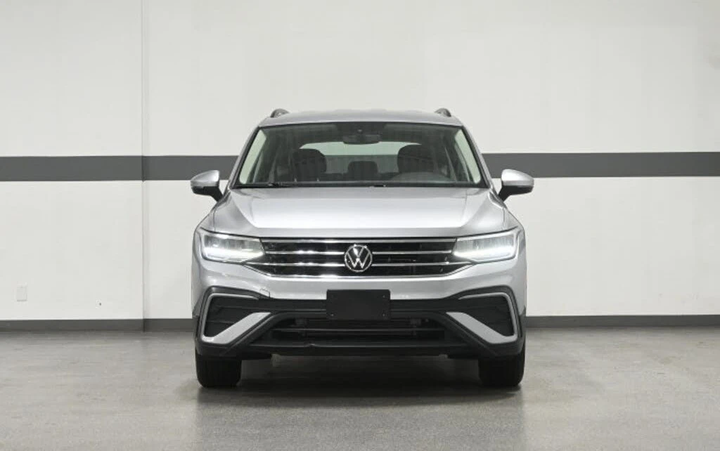 VW Tiguan 2.0 TSI Turbo 4Motion, снимка 4 - Автомобили и джипове - 56072597