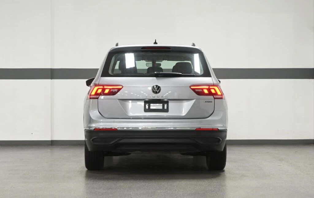 VW Tiguan 2.0 TSI Turbo 4Motion, снимка 7 - Автомобили и джипове - 56072597