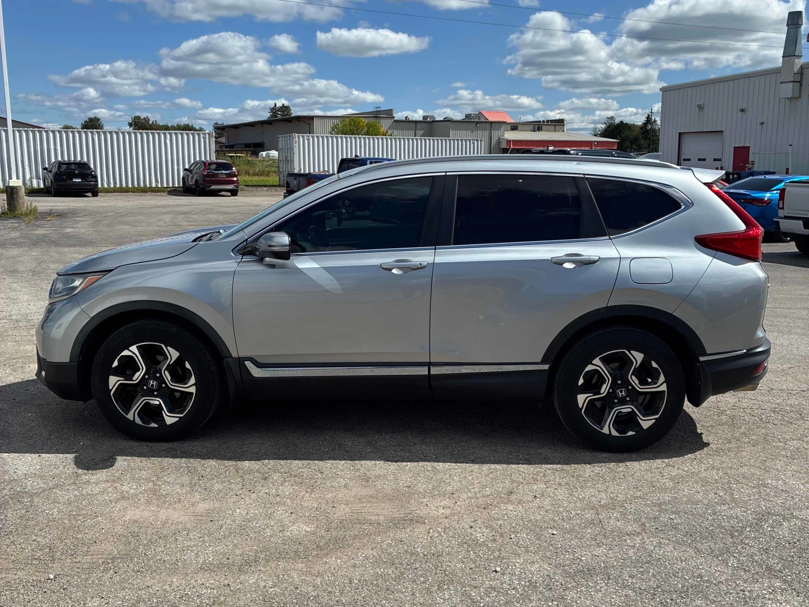 Honda Cr-v Touring | CARFAX | АВТОКРЕДИТ БЕЗ ПЪРВОНАЧАЛНА , снимка 3 - Автомобили и джипове - 56076316