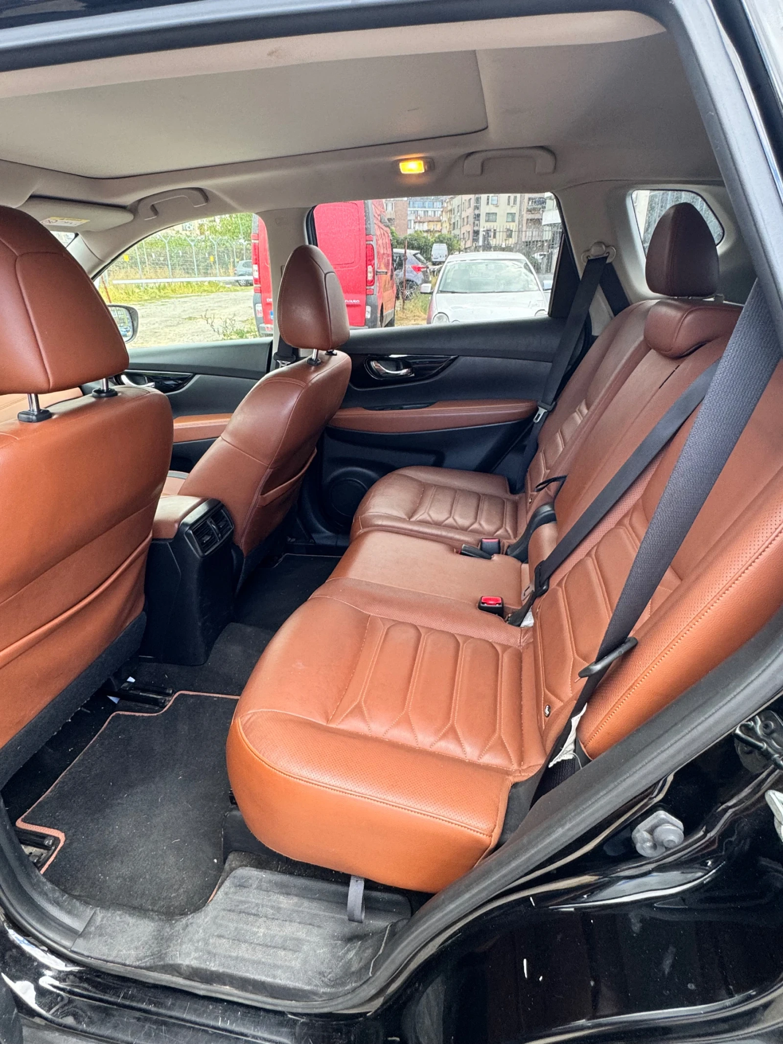 Nissan X-trail Tekna, снимка 7 - Автомобили и джипове - 56647618