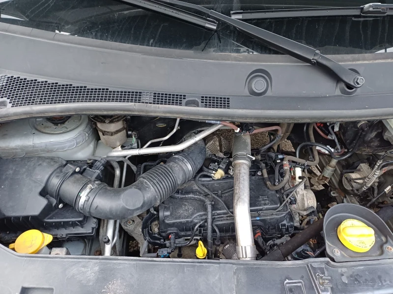 Renault Master 2.3 dci 131кс., снимка 10 - Бусове и автобуси - 52683437